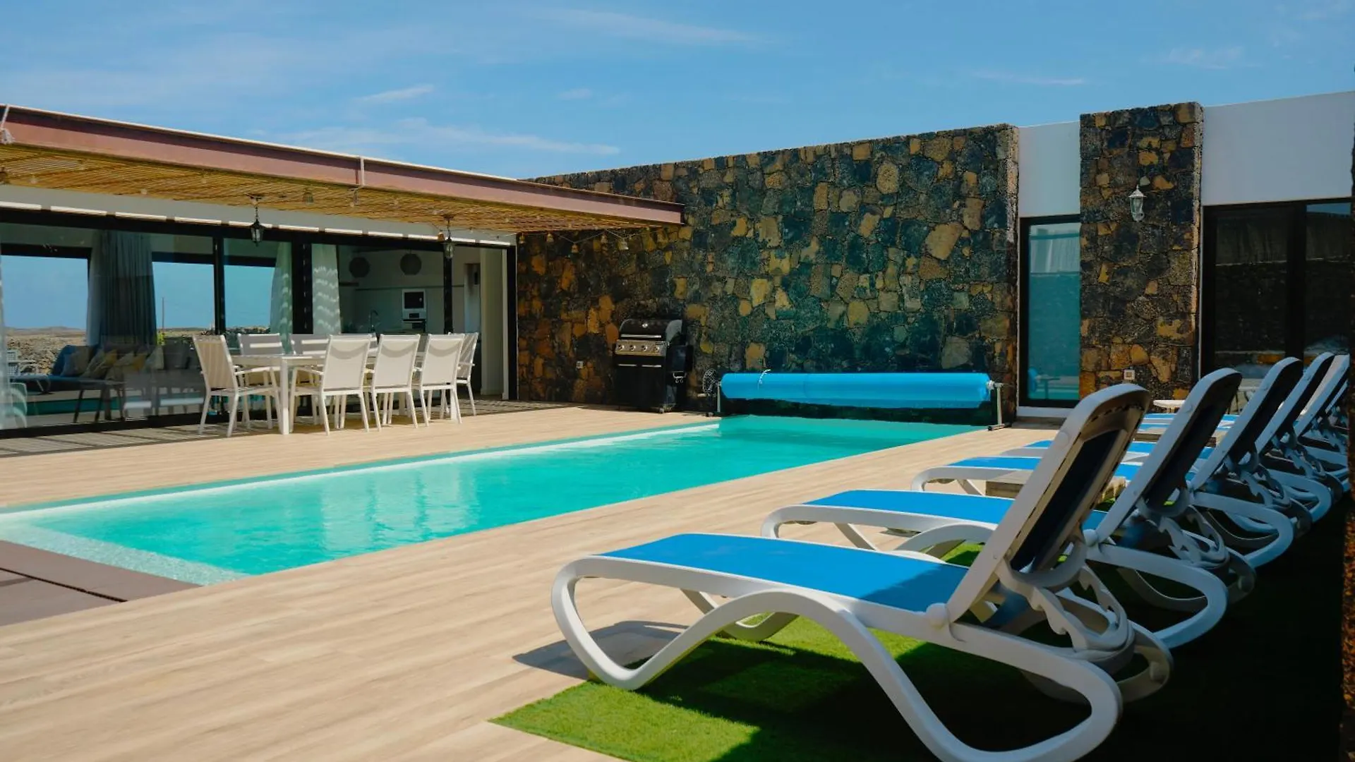 Villa Relajares
